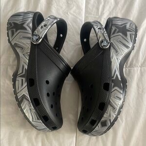 crocs Platform star clogs